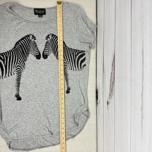 Mia Maddison Women's Gray Zebra Short Sleeve Top‎ Size XL - Picture 6 of 6